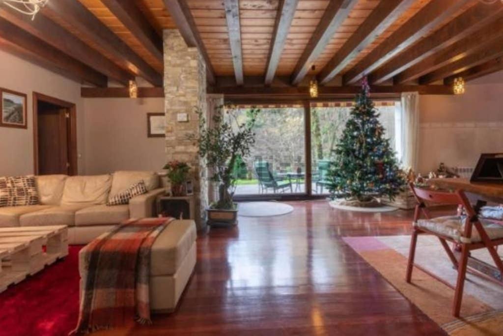 Aliga Etxea. Beach & Mountain Village Getxo Extérieur photo