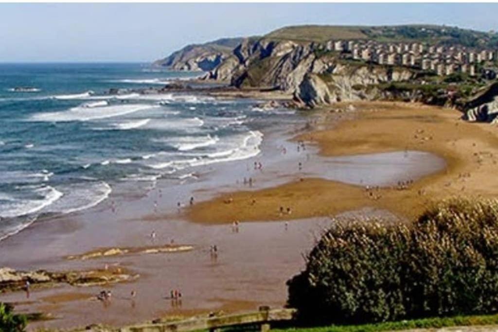 Aliga Etxea. Beach & Mountain Village Getxo Extérieur photo